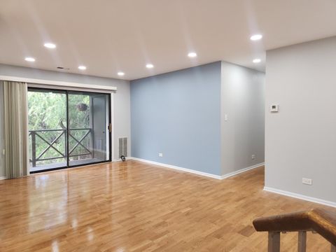 Tiny photo for 1044 Creekside Court #2B, Wheeling, IL 60090 (MLS # 12488051)