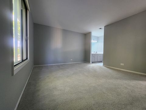 Tiny photo for 1044 Creekside Court #2B, Wheeling, IL 60090 (MLS # 12488051)