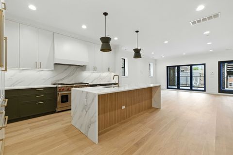 Tiny photo for 1443 W Roscoe Street #PH, Chicago, IL 60657 (MLS # 12581298)