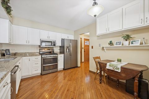 Tiny photo for 1607 Stoddard Avenue, Wheaton, IL 60187 (MLS # 12557885)