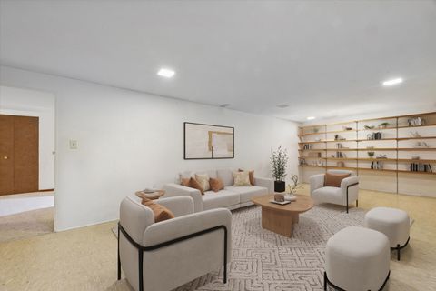 Tiny photo for 1607 Stoddard Avenue, Wheaton, IL 60187 (MLS # 12557885)