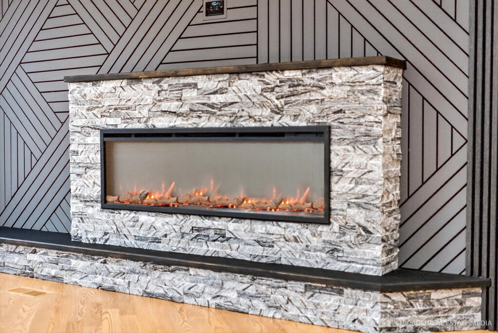 Downers Grove, Illinois 60516, United States, 4 Bedrooms Bedrooms, ,5 BathroomsBathrooms,Residential,Active,248400