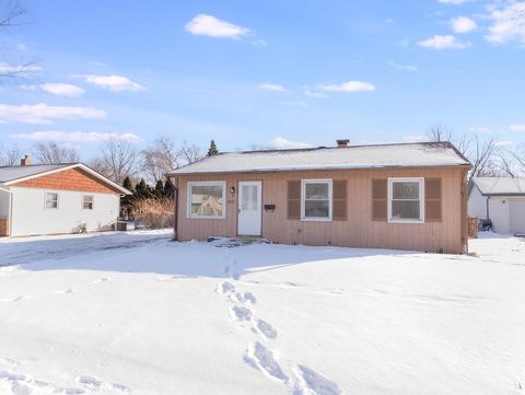 Tiny photo for 1917 Linden Avenue, Hanover Park, IL 60133 (MLS # 12557123)