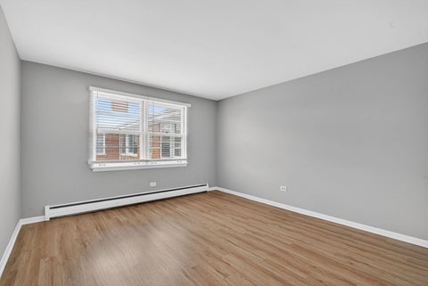 Tiny photo for 34 S Kensington Avenue #05, La Grange, IL 60525 (MLS # 12743419)