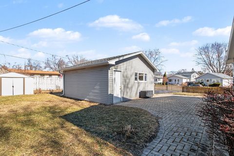 Tiny photo for 604 WOODMOOR Drive, Round Lake Beach, IL 60073 (MLS # 12626707)