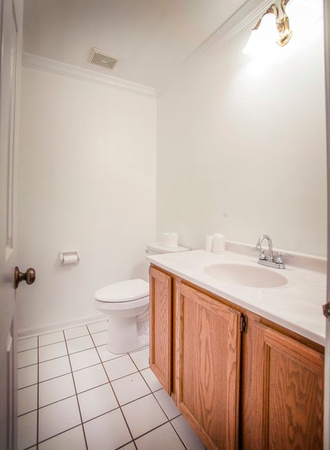 Tiny photo for 2705 Colonial Drive, Elgin, IL 60124 (MLS # 12580349)