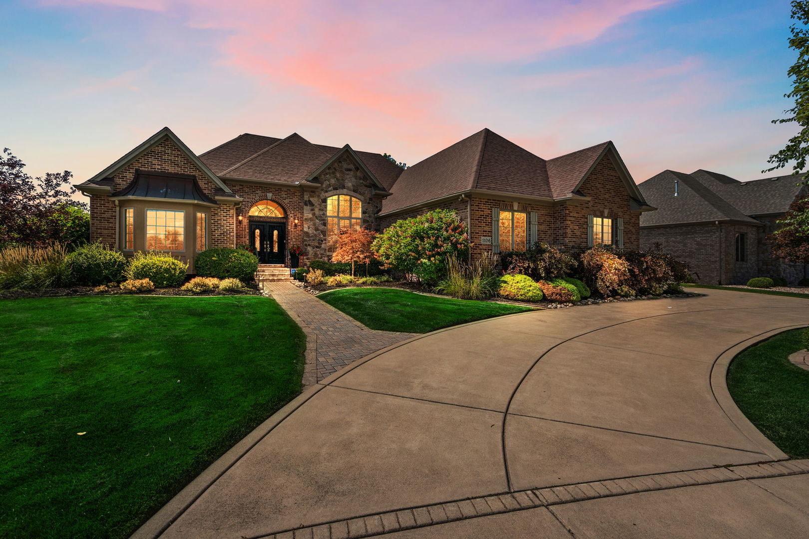 1106 Kensington Court