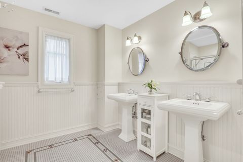 Tiny photo for 5684 Wolf Road, Western Springs, IL 60558 (MLS # 12568451)