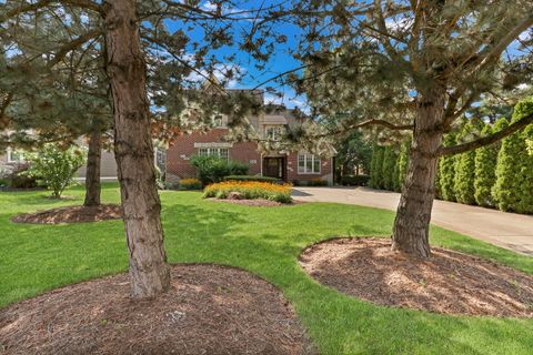 Tiny photo for 5684 Wolf Road, Western Springs, IL 60558 (MLS # 12568451)