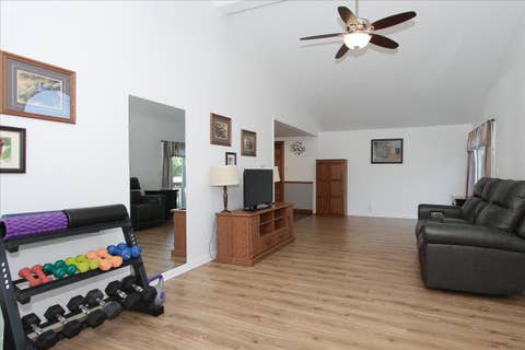 Tiny photo for 130 WESTVIEW Street, Hoffman Estates, IL 60169 (MLS # 12720283)