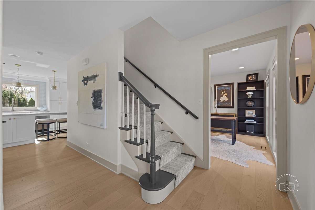 826 S Charles Avenue