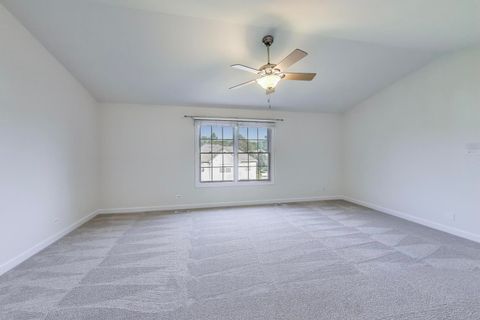 Tiny photo for 642 Lochwood Drive, Crystal Lake, IL 60012 (MLS # 12472154)