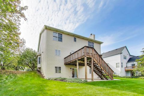 Tiny photo for 642 Lochwood Drive, Crystal Lake, IL 60012 (MLS # 12472154)