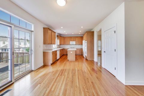 Tiny photo for 642 Lochwood Drive, Crystal Lake, IL 60012 (MLS # 12472154)