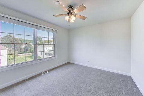 Tiny photo for 642 Lochwood Drive, Crystal Lake, IL 60012 (MLS # 12472154)