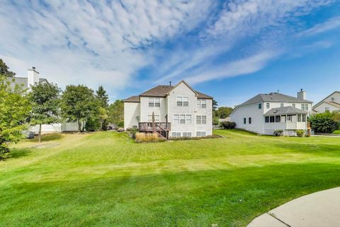 Tiny photo for 642 Lochwood Drive, Crystal Lake, IL 60012 (MLS # 12472154)