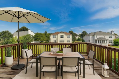 Tiny photo for 642 Lochwood Drive, Crystal Lake, IL 60012 (MLS # 12472154)