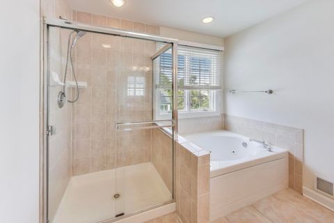 Tiny photo for 642 Lochwood Drive, Crystal Lake, IL 60012 (MLS # 12472154)