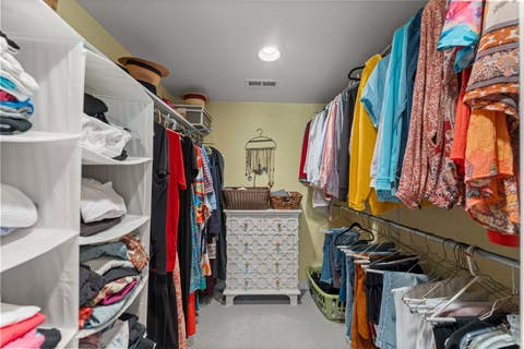Tiny photo for 725 N County Line Road, Hinsdale, IL 60521 (MLS # 12690318)
