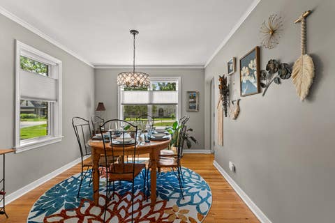 Tiny photo for 725 N County Line Road, Hinsdale, IL 60521 (MLS # 12690318)