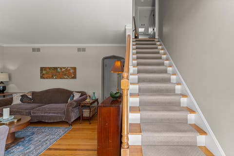 Tiny photo for 725 N County Line Road, Hinsdale, IL 60521 (MLS # 12690318)