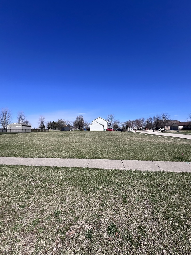21140 Magnolia Lane