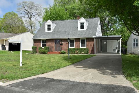 Photo of 502 Manchester Street, Normal, IL 61761 (MLS # 12629704)