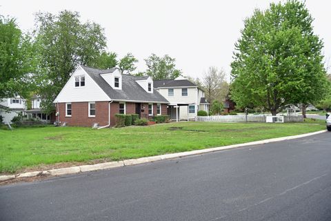 Tiny photo for 502 Manchester Street, Normal, IL 61761 (MLS # 12629704)