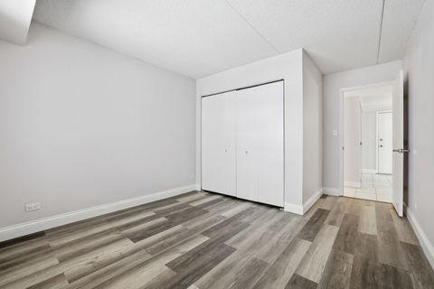 Tiny photo for 375 Plum Creek Drive #501, Wheeling, IL 60090 (MLS # 12559853)