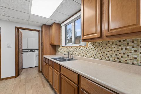 Tiny photo for 1820 S Prospect Avenue, Park Ridge, IL 60068 (MLS # 12552277)