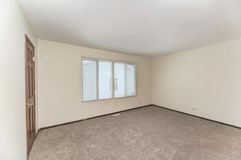 Tiny photo for 870 Longford Drive, Roselle, IL 60172 (MLS # 12509169)