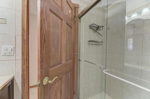 Tiny photo for 870 Longford Drive, Roselle, IL 60172 (MLS # 12509169)