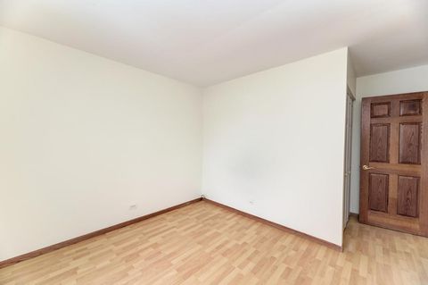 Tiny photo for 870 Longford Drive, Roselle, IL 60172 (MLS # 12509169)