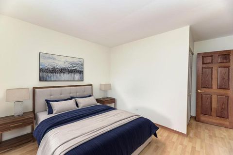 Tiny photo for 870 Longford Drive, Roselle, IL 60172 (MLS # 12509169)