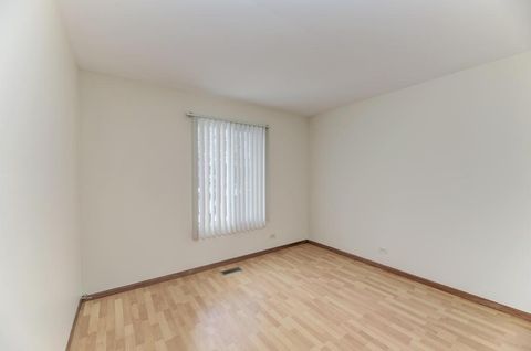 Tiny photo for 870 Longford Drive, Roselle, IL 60172 (MLS # 12509169)