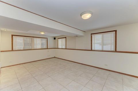 Tiny photo for 870 Longford Drive, Roselle, IL 60172 (MLS # 12509169)