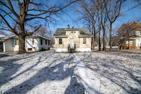 Tiny photo for 1288 E Oak Street, Kankakee, IL 60901 (MLS # 12555125)