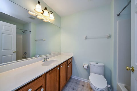 Tiny photo for 527 Mallard Point Drive, North Aurora, IL 60542 (MLS # 12769324)