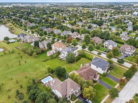 Tiny photo for 527 Mallard Point Drive, North Aurora, IL 60542 (MLS # 12769324)