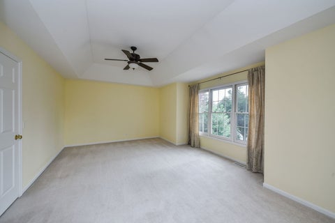Tiny photo for 527 Mallard Point Drive, North Aurora, IL 60542 (MLS # 12769324)