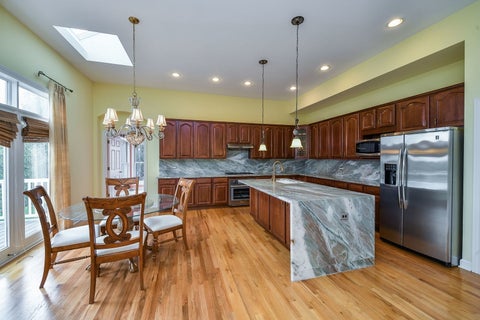 Tiny photo for 527 Mallard Point Drive, North Aurora, IL 60542 (MLS # 12769324)