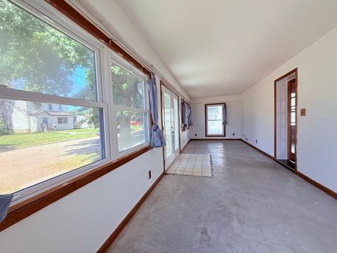 Tiny photo for 402 N Madison Street, Clinton, IL 61727 (MLS # 12466368)
