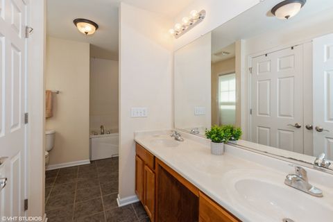 Tiny photo for 152 Orchards Pass Avenue, Bartlett, IL 60103 (MLS # 12457781)
