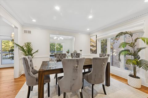 Tiny photo for 2 Tartan Lakes Circle, Westmont, IL 60559 (MLS # 12491691)
