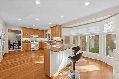 Tiny photo for 2 Tartan Lakes Circle, Westmont, IL 60559 (MLS # 12491691)