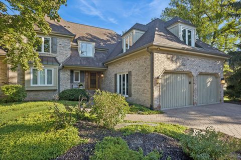 2 Tartan Lakes Circle Westmont IL 60559