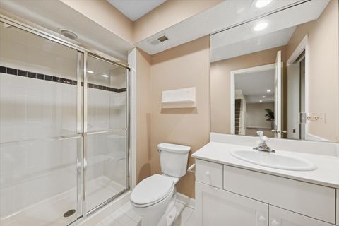 Tiny photo for 2 Tartan Lakes Circle, Westmont, IL 60559 (MLS # 12491691)