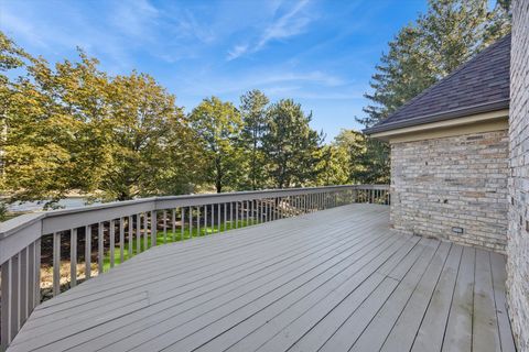 Tiny photo for 2 Tartan Lakes Circle, Westmont, IL 60559 (MLS # 12491691)