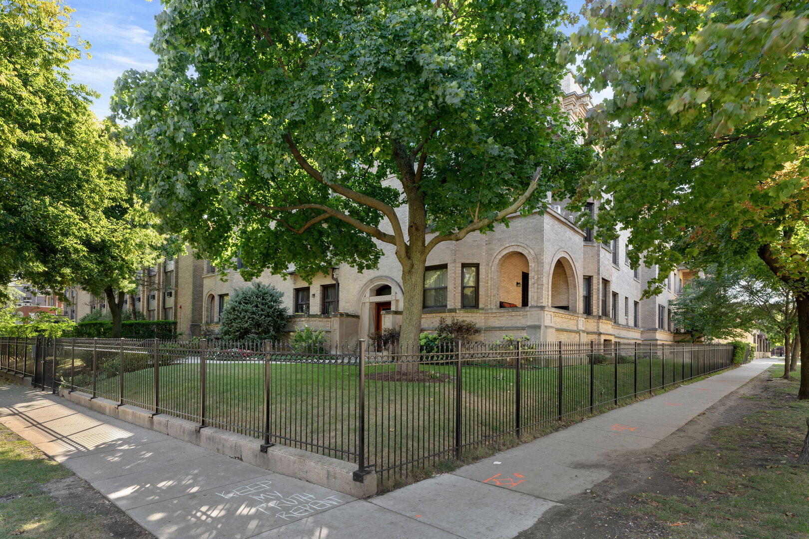 1351 W Wilson Avenue 1