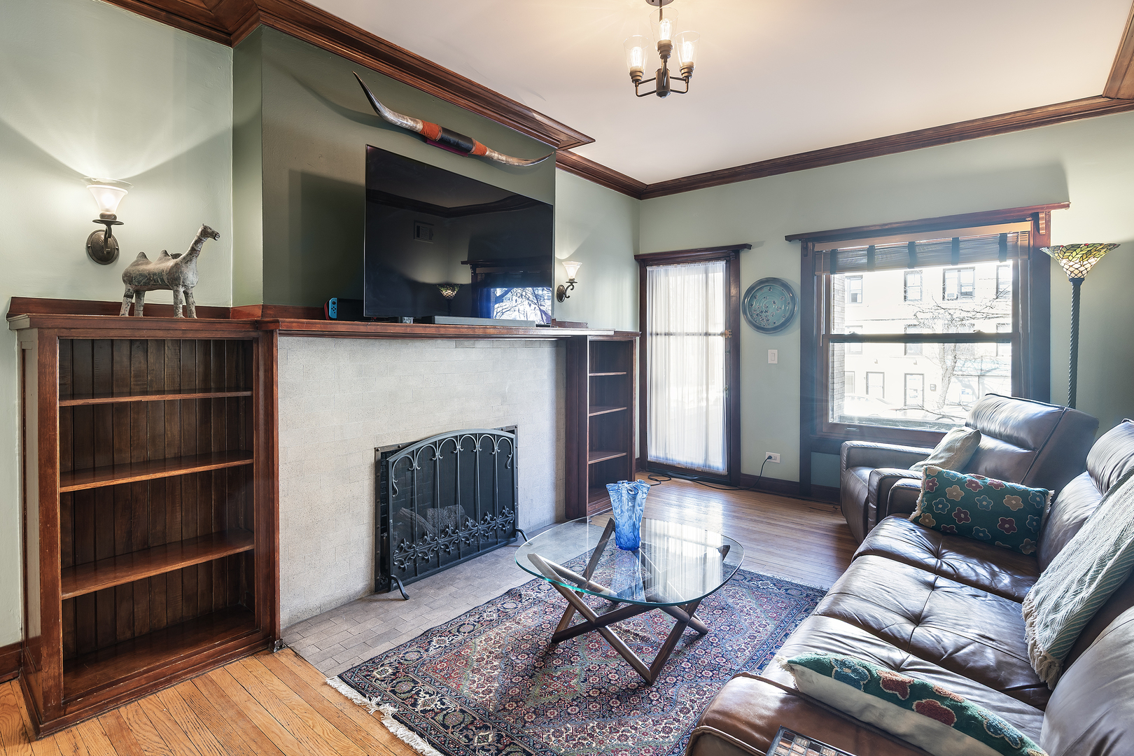 1351 W Wilson Avenue 1